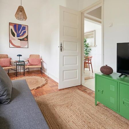 Light-Filled & Renovated Apartment, By Timecooler Lisboa Dış mekan fotoğraf
