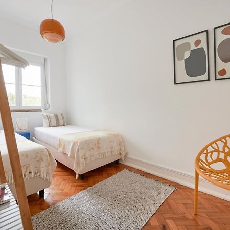 Light-Filled & Renovated Apartment, By Timecooler Lisboa Dış mekan fotoğraf